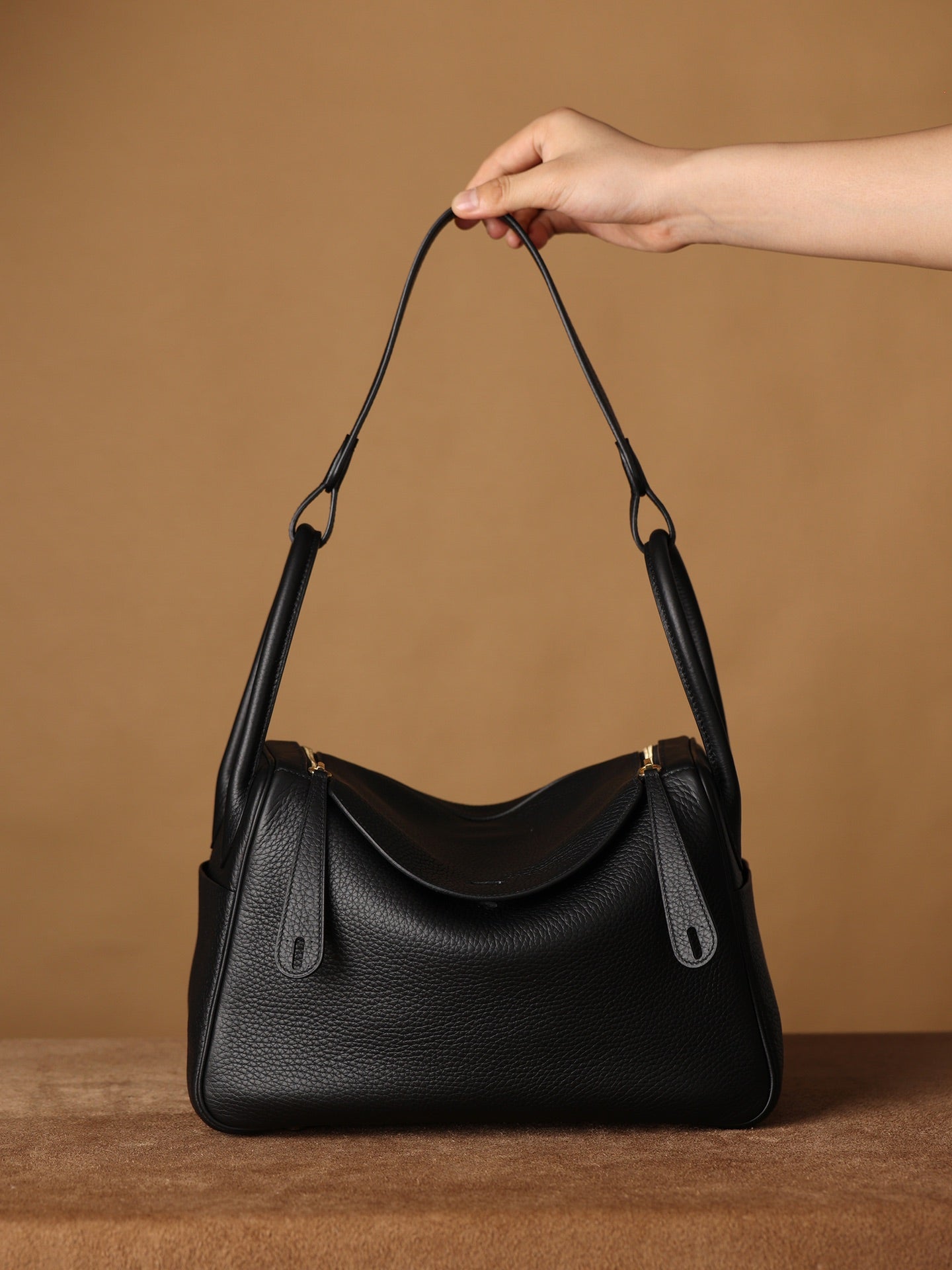 Hermès Lindy 30 Shoulder bag