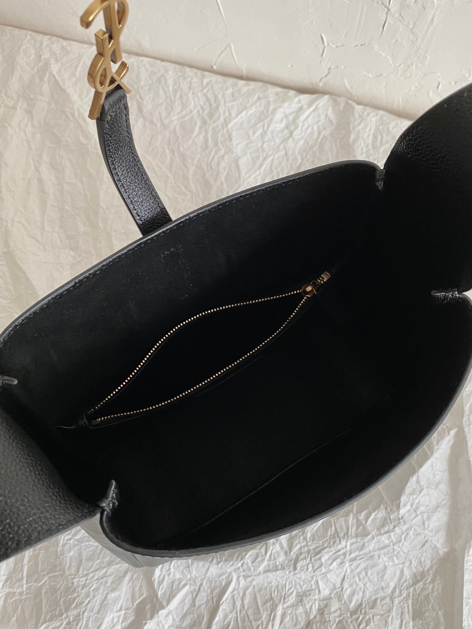 YSL LE5A7 Hobo Shoulder bag(Medium size)