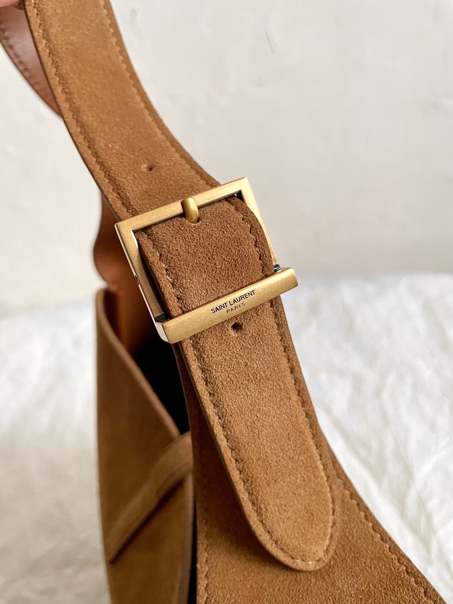 YSL LE5A7 Hobo Shoulder bag(Medium size)