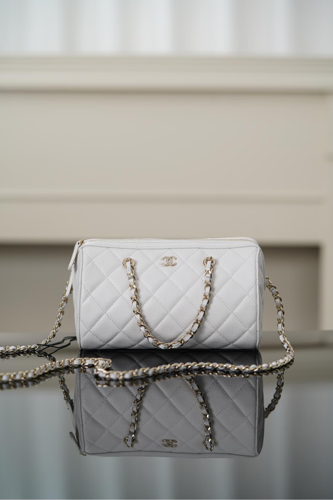 Chanel 25P Handbag
