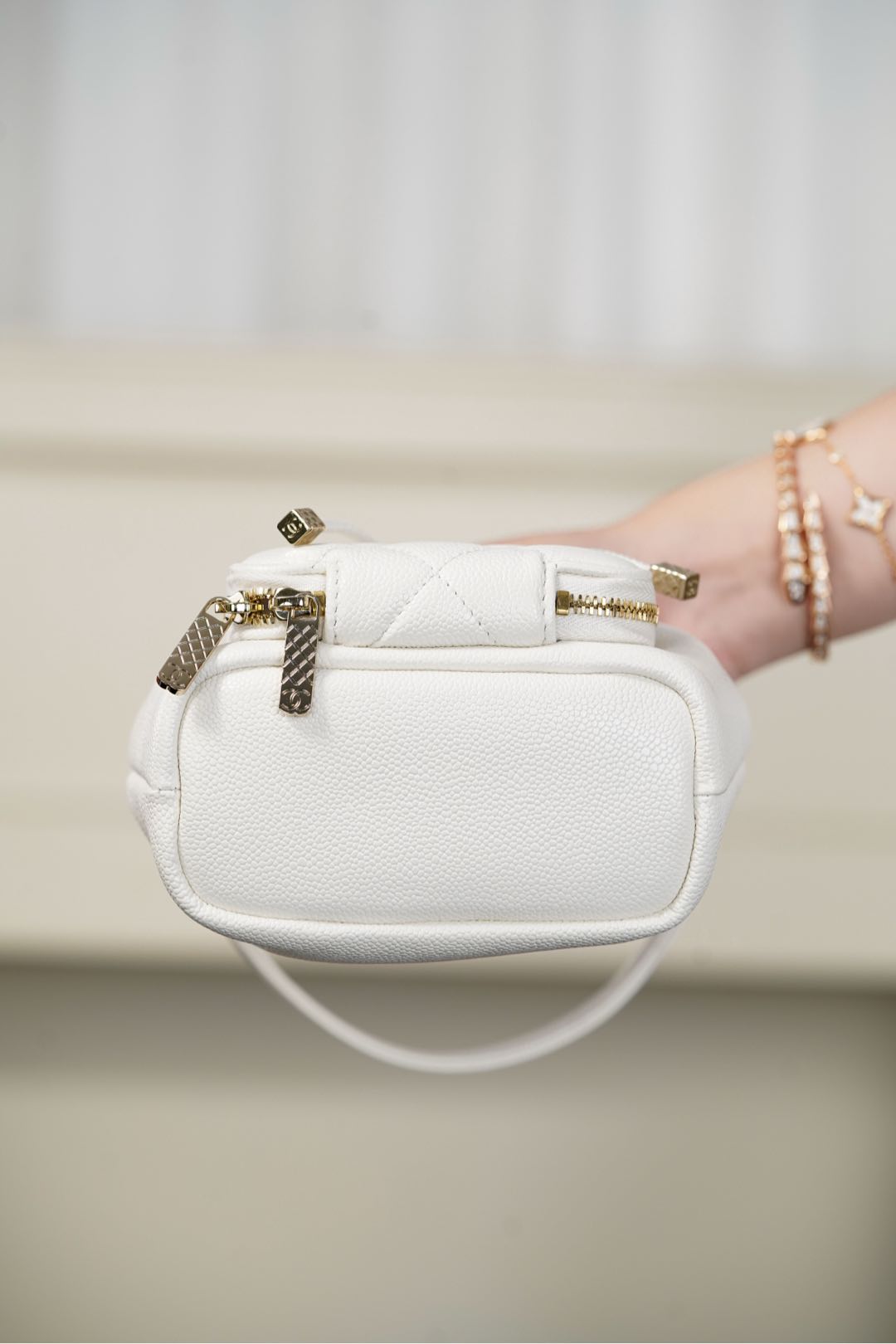 Chanel 25B Chain drawstring mini bucket bag