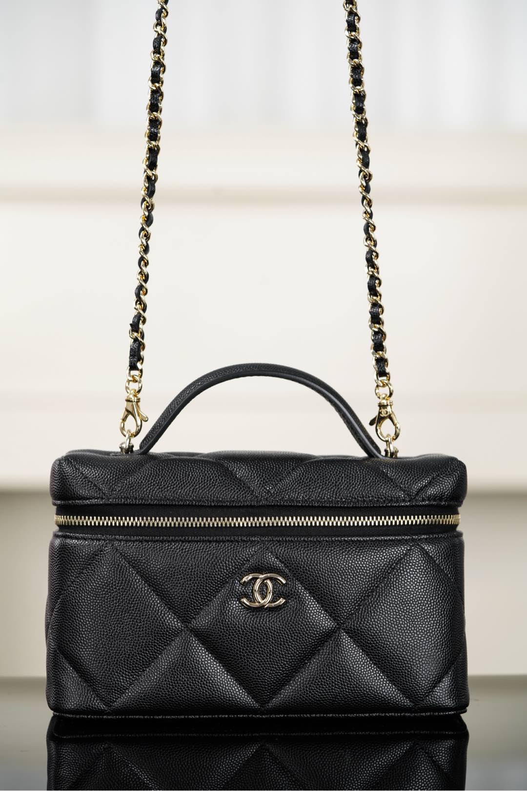 Chanel 25K Box bag