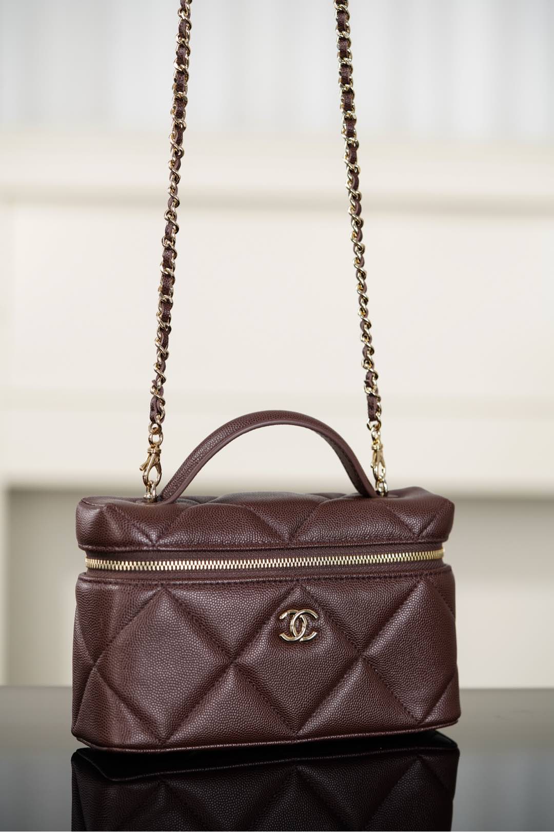 Chanel 25K Box bag