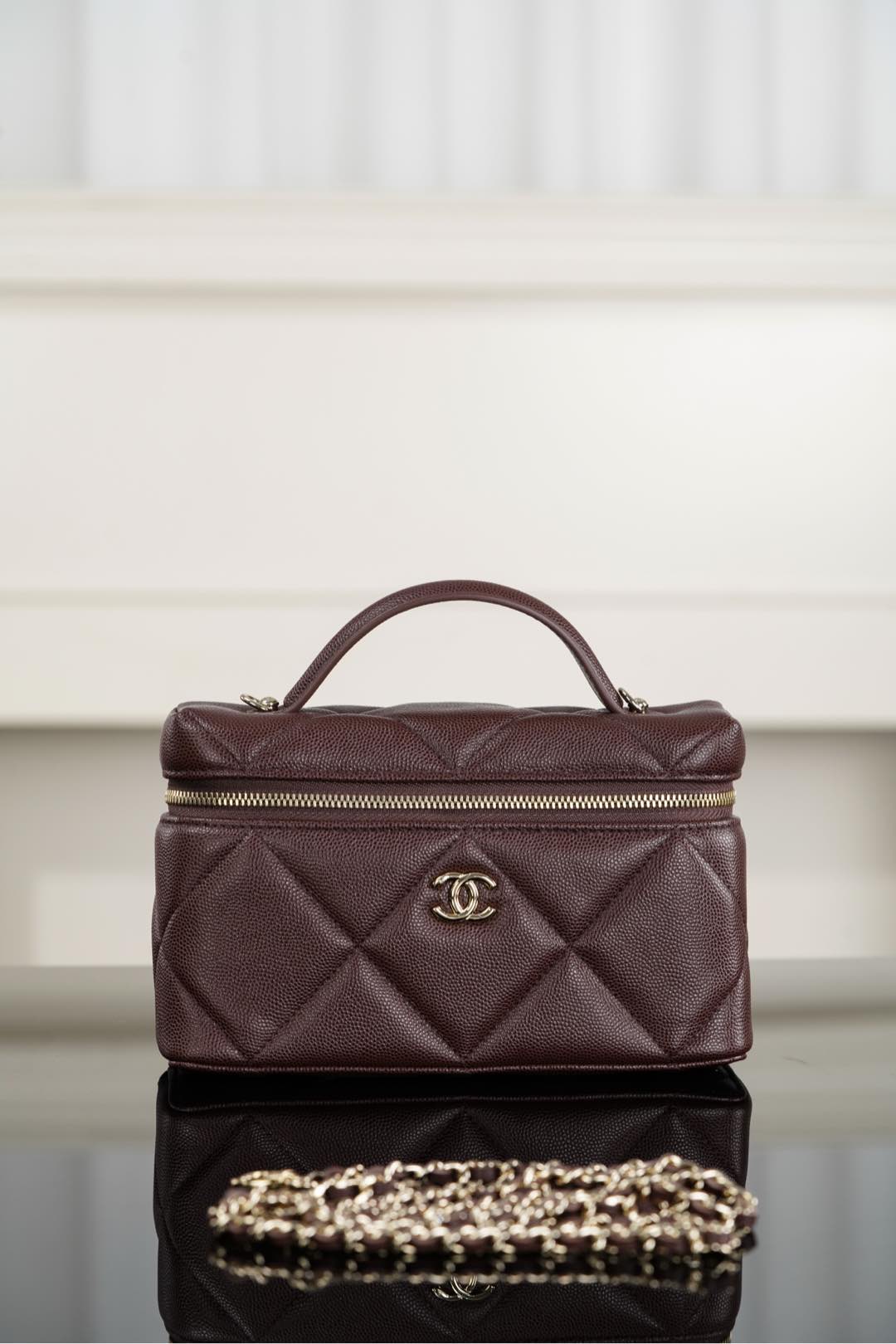 Chanel 25K Box bag