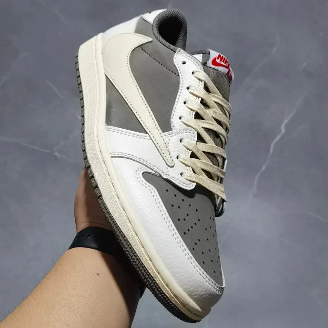 XC Batch-Air Jordan 1 × Travis Scott “Reverse Mocha”