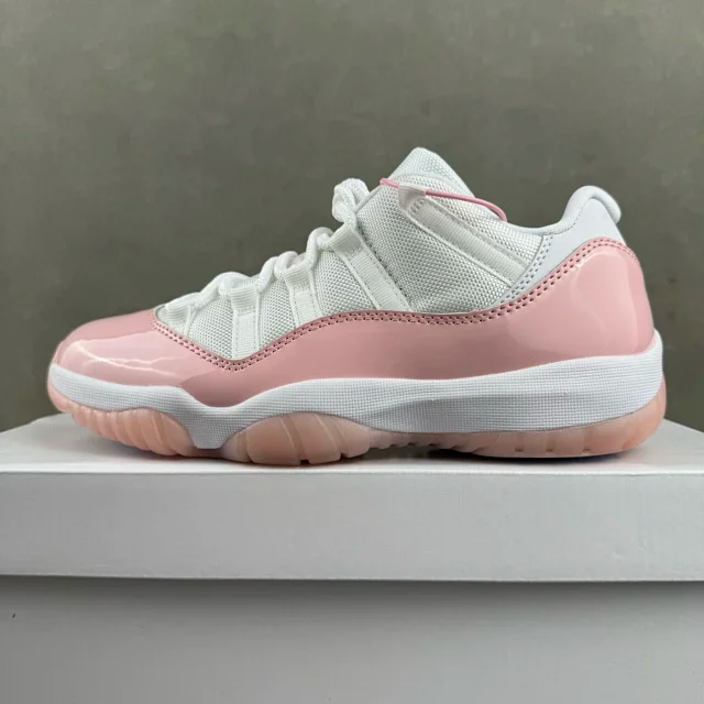 (Special offer)WM Batch - Jordan 11 “Sakura”