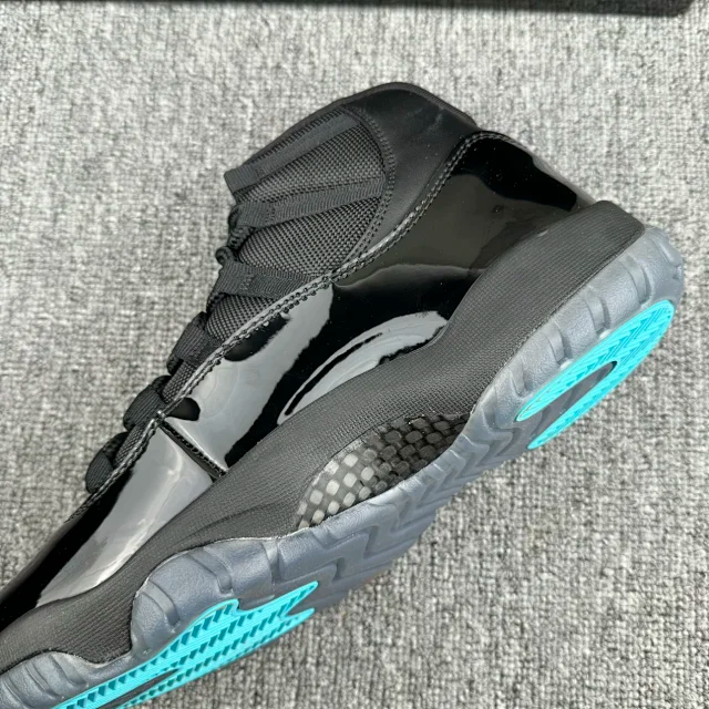 (Special offer)WM Batch - Jordan 11 “Gamma Blue”