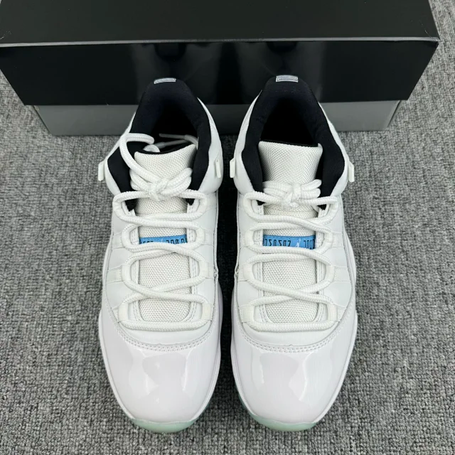(Special offer)WM Batch - Jordan 11 “Legend blue”