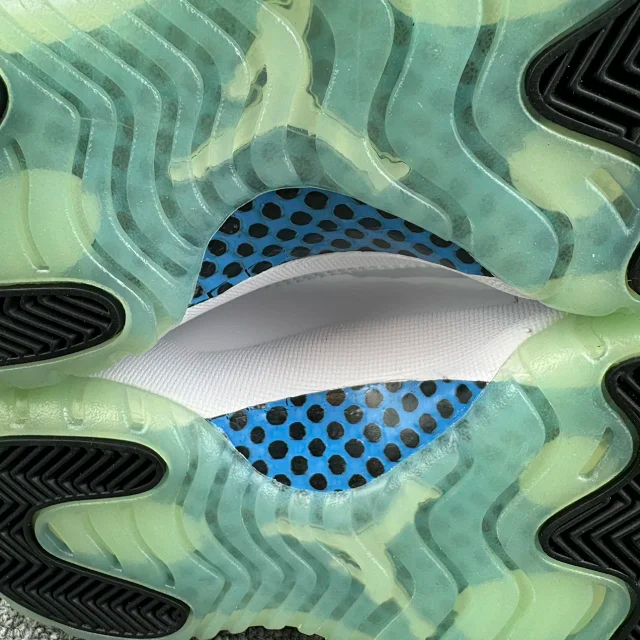 (Special offer)WM Batch - Jordan 11 “Legend blue”