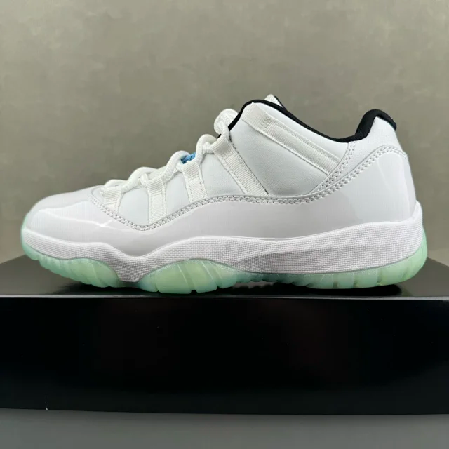 (Special offer)WM Batch - Jordan 11 “Legend blue”