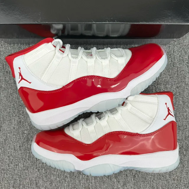 (Special offer)WM Batch - Jordan 11 “Varsity Red”
