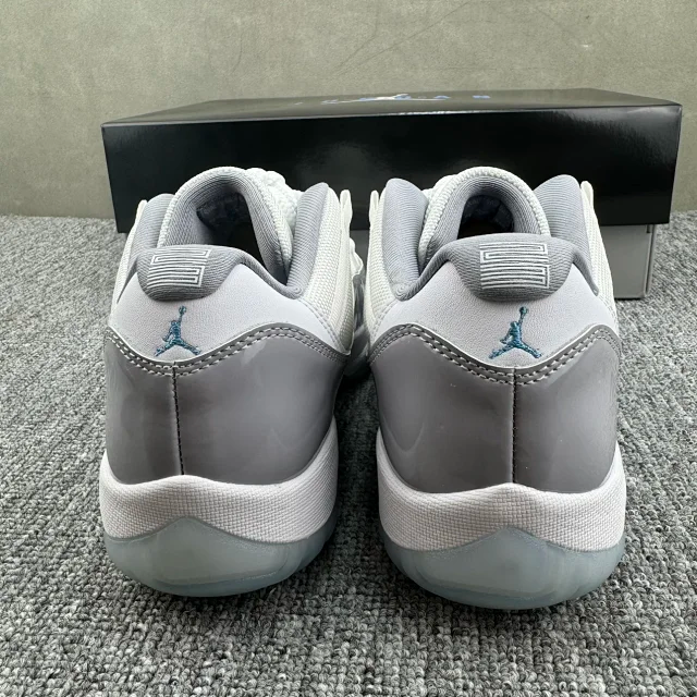 (Special offer)WM Batch - Jordan 11 “Cement Grey”