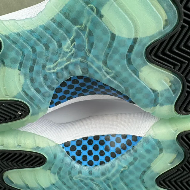 (Special offer)WM Batch - Jordan 11 “Legend blue”