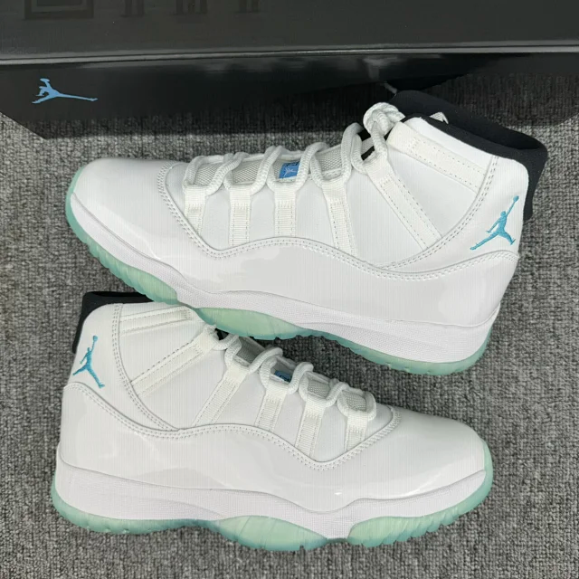 (Special offer)WM Batch - Jordan 11 “Legend blue”