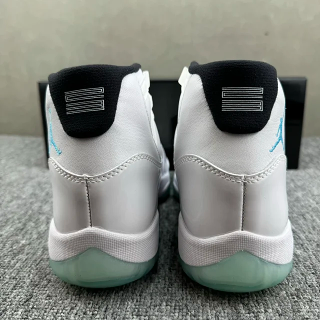 (Special offer)WM Batch - Jordan 11 “Legend blue”