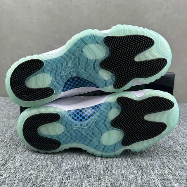(Special offer)WM Batch - Jordan 11 “Legend blue”