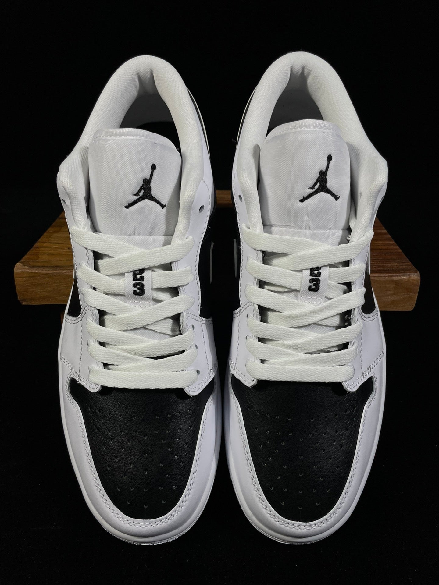 DT Batch-Air Jordan 1 Low “Reverse Panda”