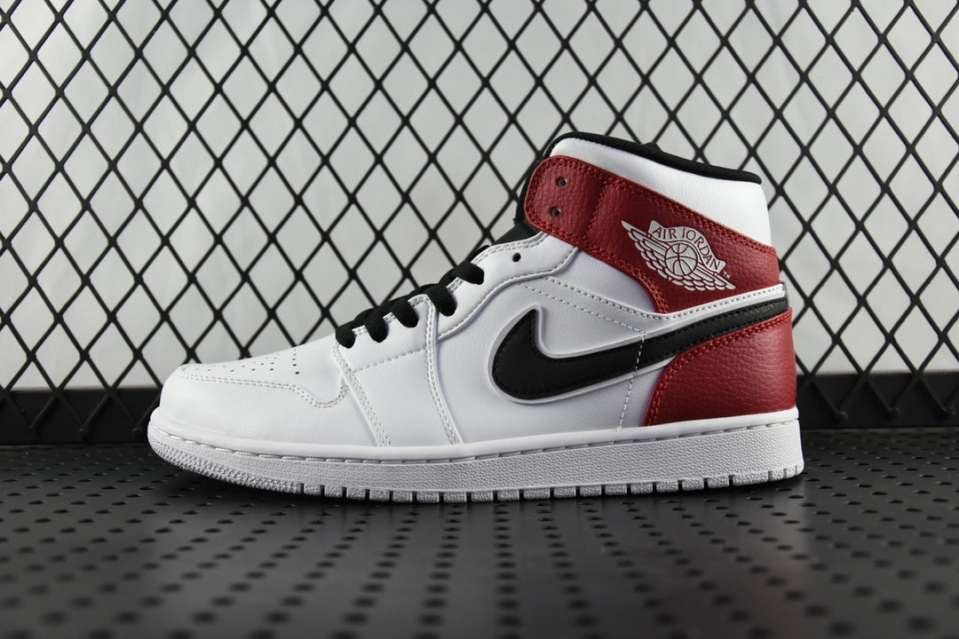DT Batch-Air Jordan 1 Mid “Chicago”