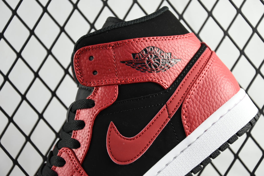 DT Batch-Air Jordan 1 Mid “Bred”