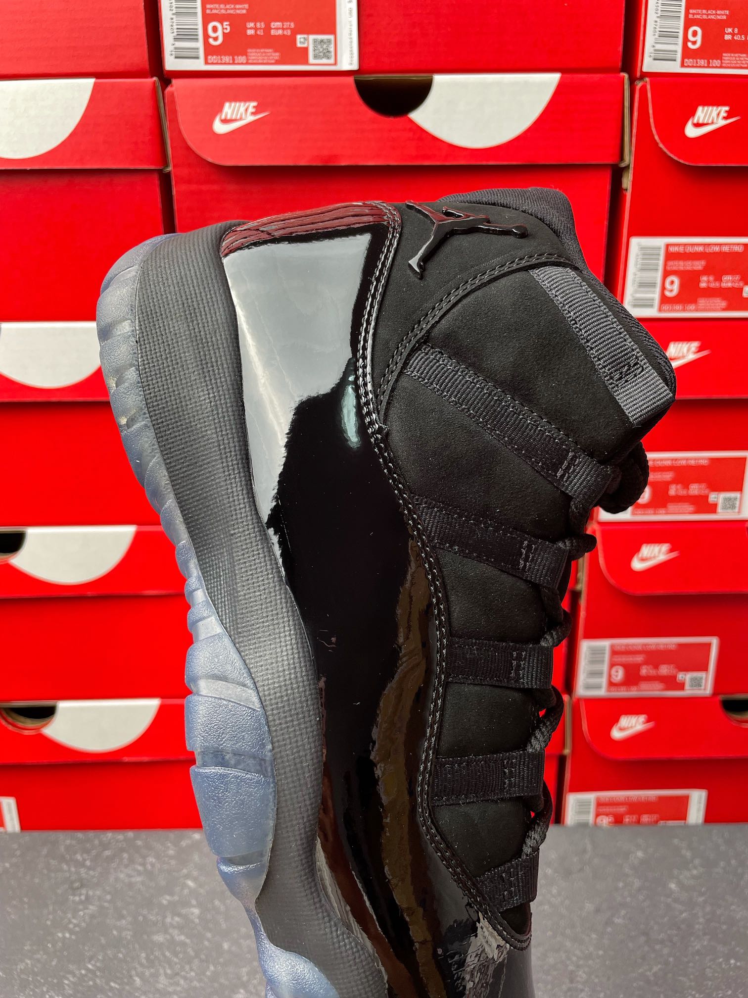 Y3 Batch - Air Jordan 11 “Cap and gown”