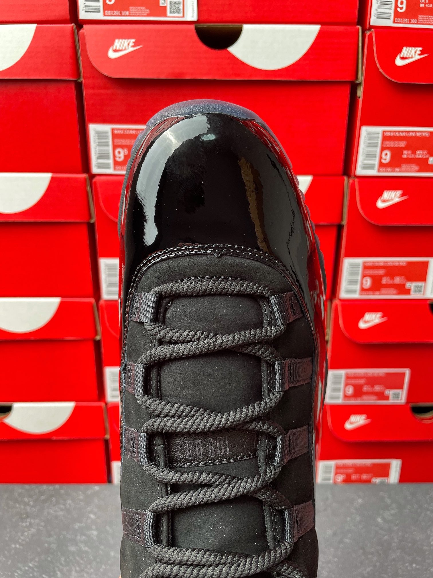 Y3 Batch - Air Jordan 11 “Cap and gown”