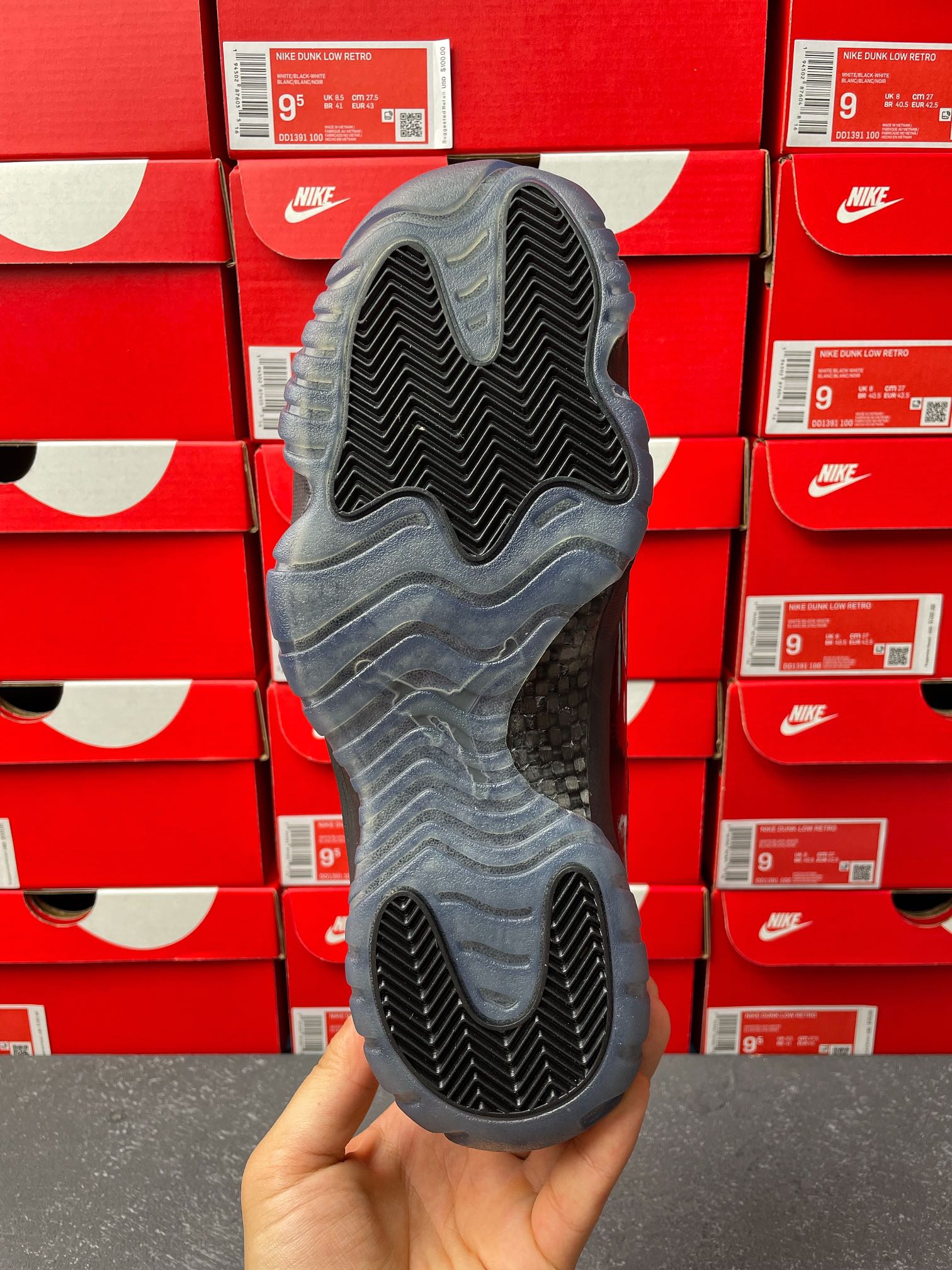 Y3 Batch - Air Jordan 11 “Cap and gown”