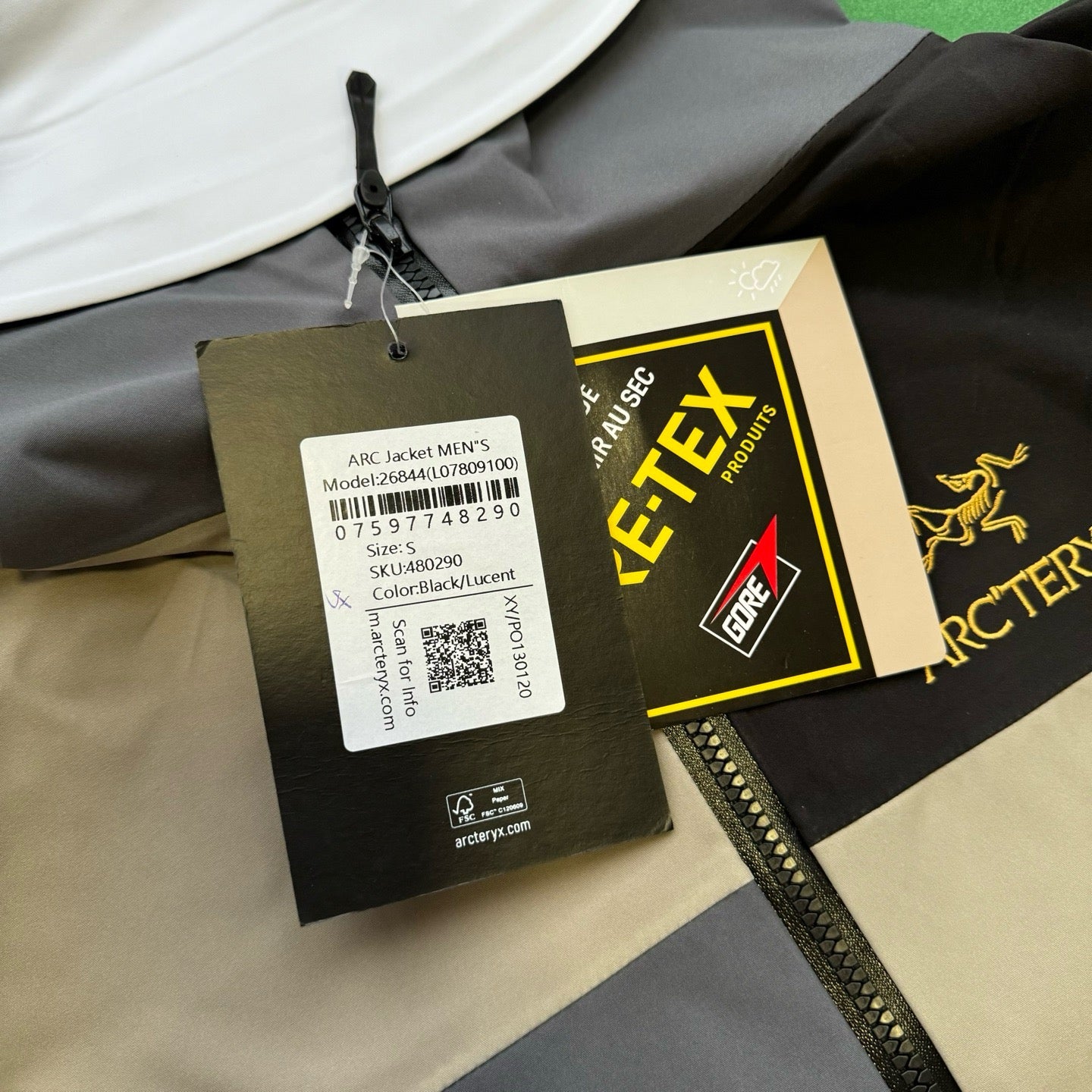 Arc'teryx × BEAMS BETA JACKET