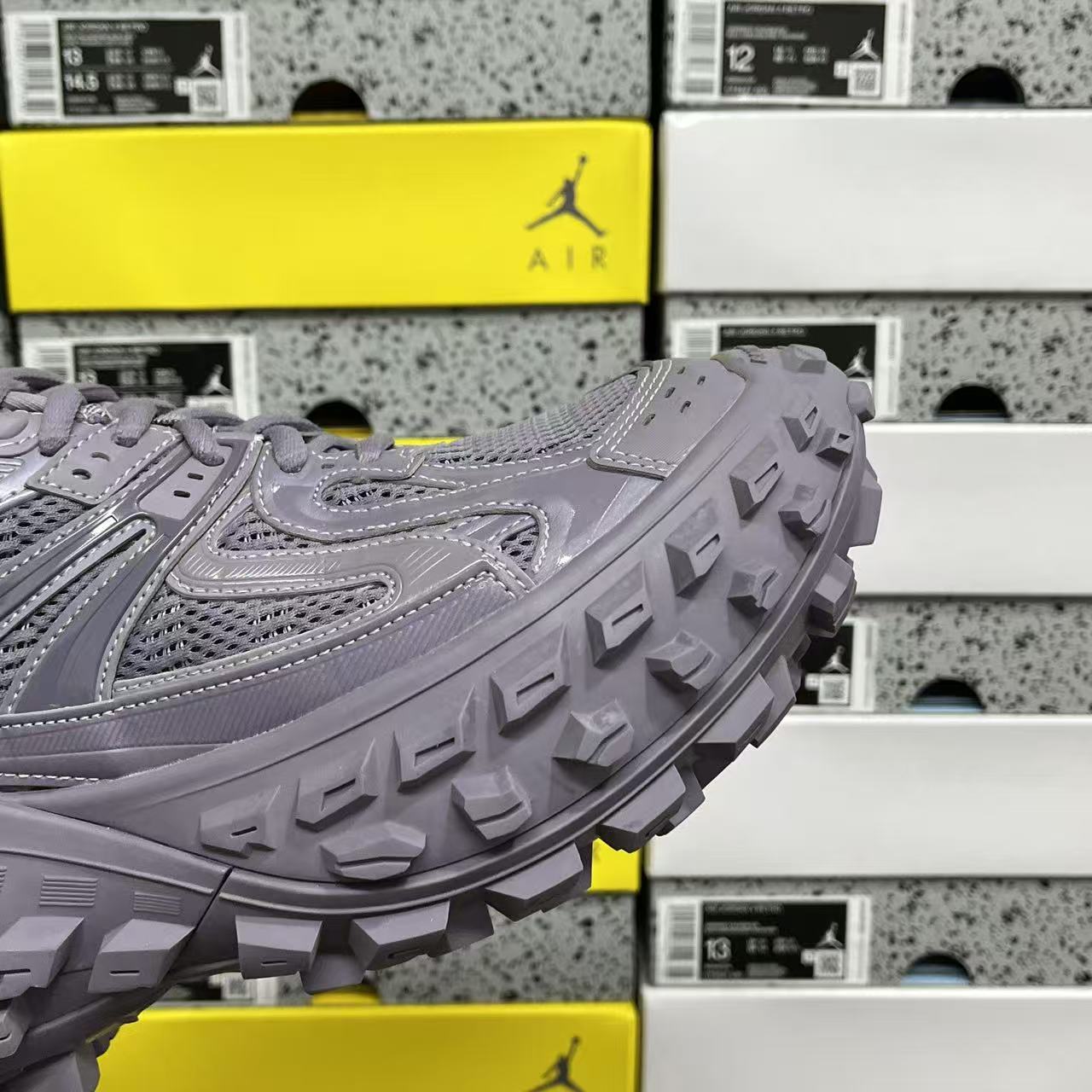 XA Batch-Balenciaga Defender Rubber Platform