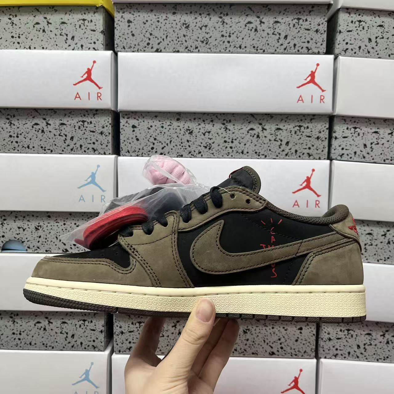 PK Batch-Air Jordan 1 × Travis Scott “Mocha”