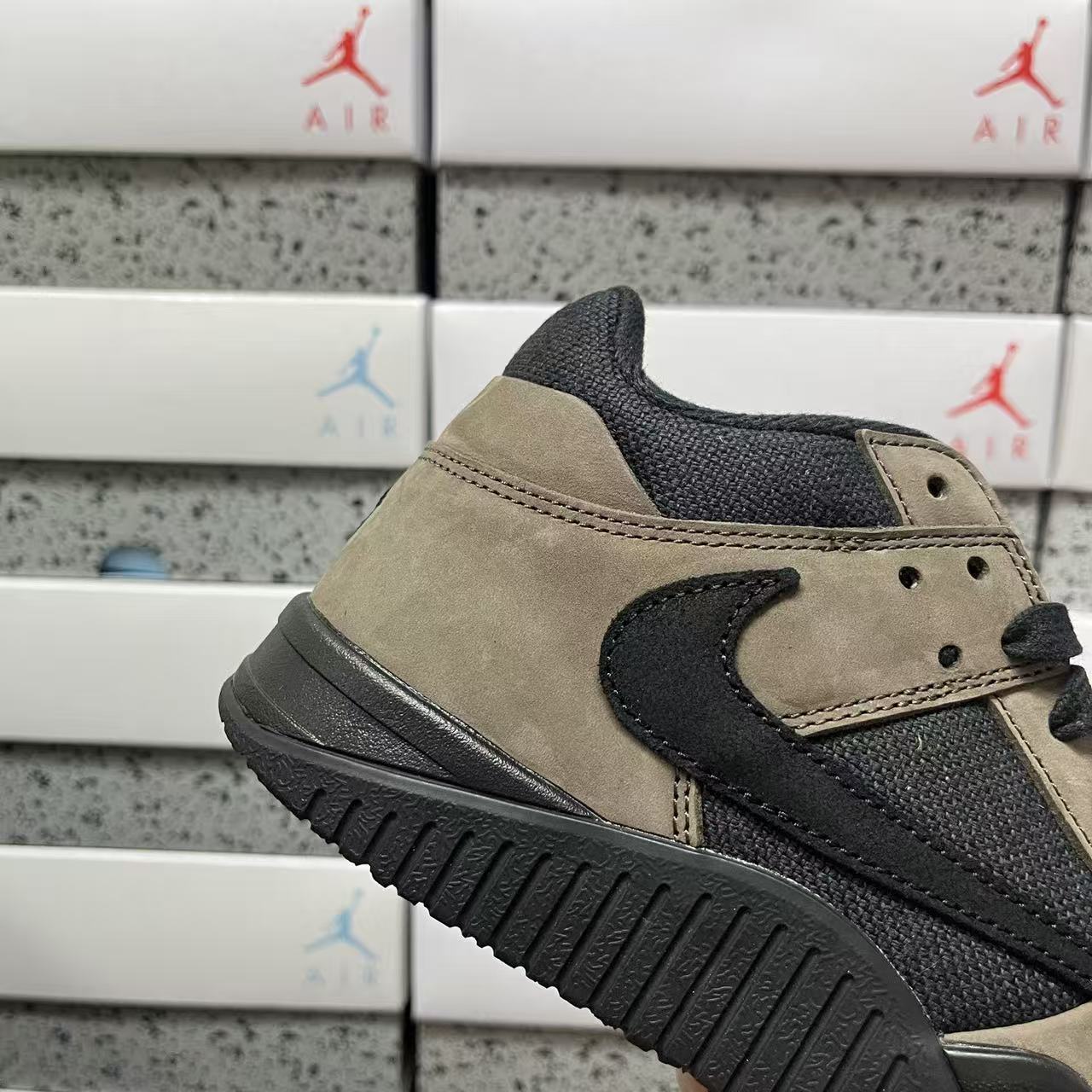 PK Batch-Travis Scott × Jordan Jumpman Jack “Mocha”