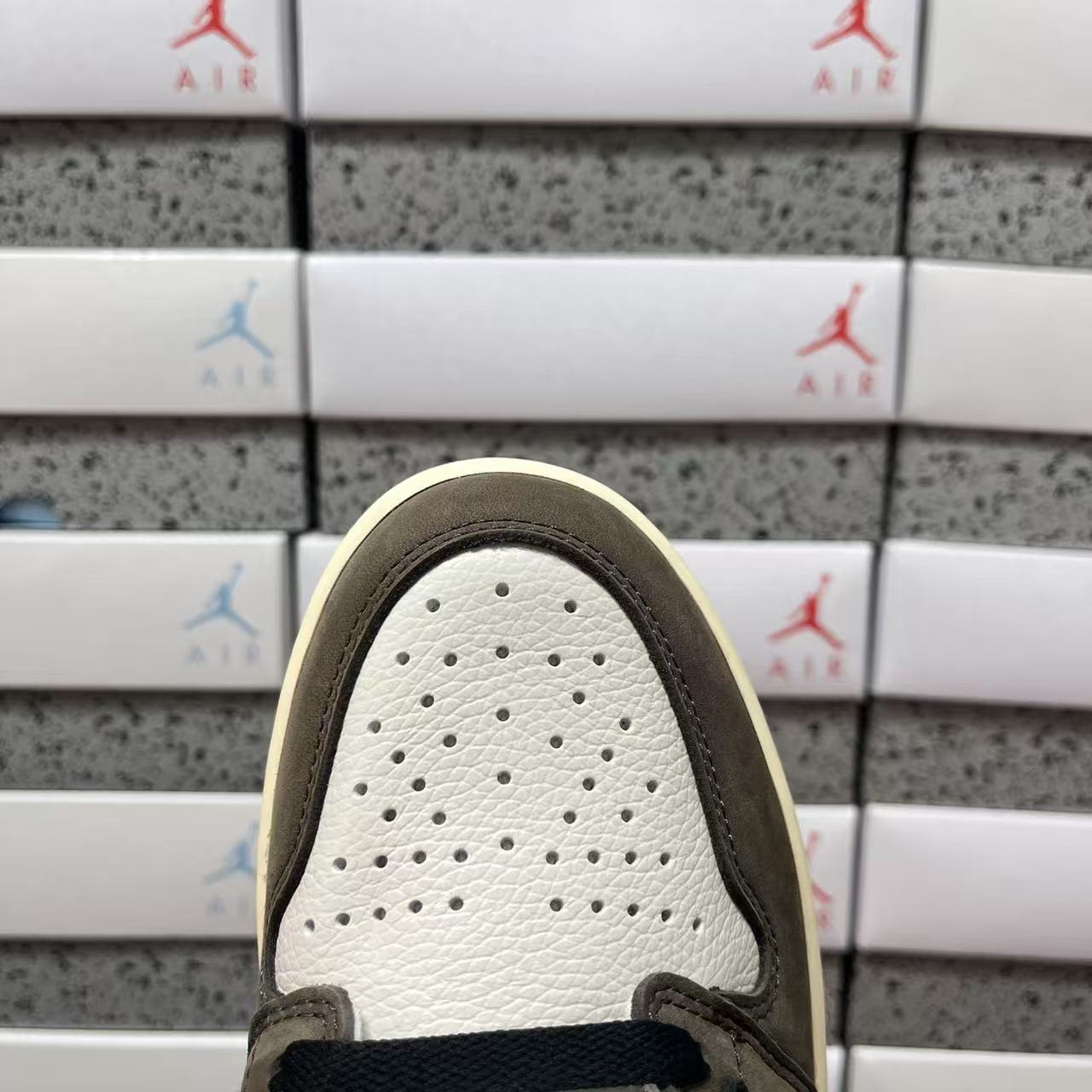 PK Batch-Air Jordan 1 × Travis Scott High “Mocha”