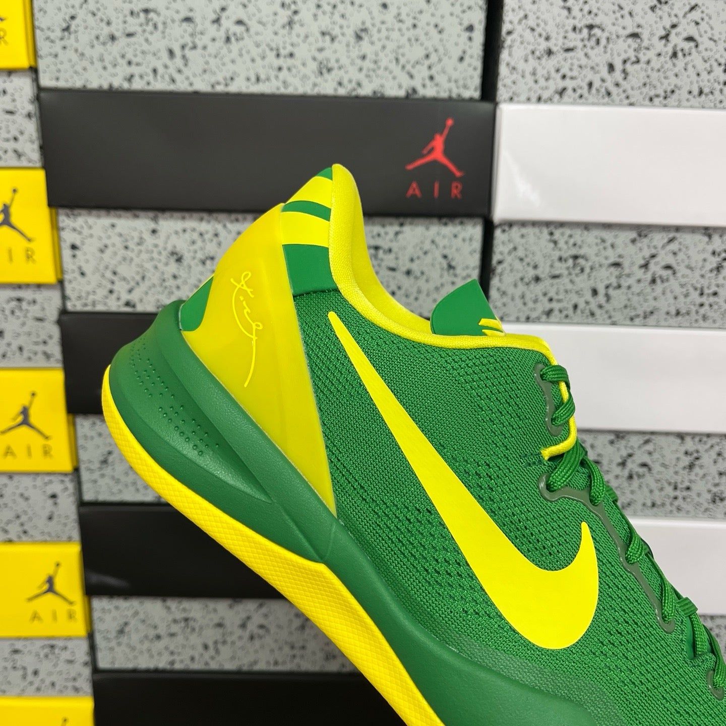 GX Batch-Kobe 8“OREGON DUCKS”