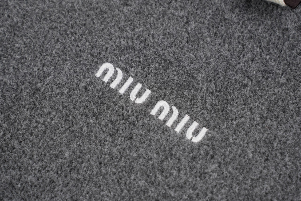 MiuMiu Reversible bomber jacket Retail（ZP）VS Batch（大货）