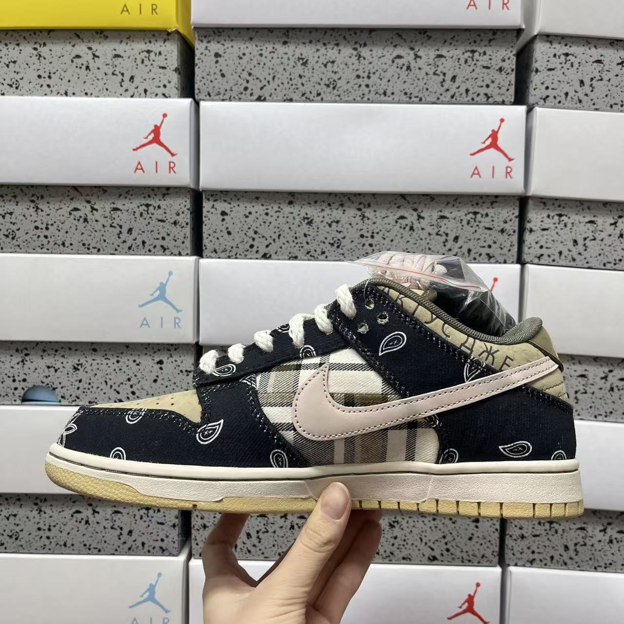 PK Batch-Travis Scott × Dunk SB “Jackboys”