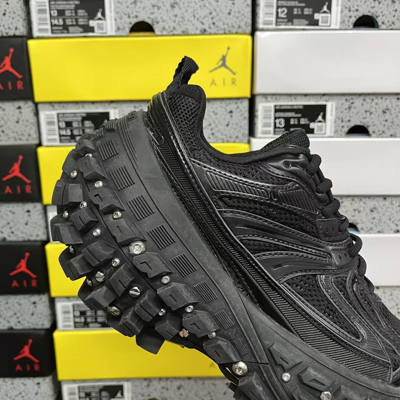 XA Batch-Balenciaga Defender Rubber Platform