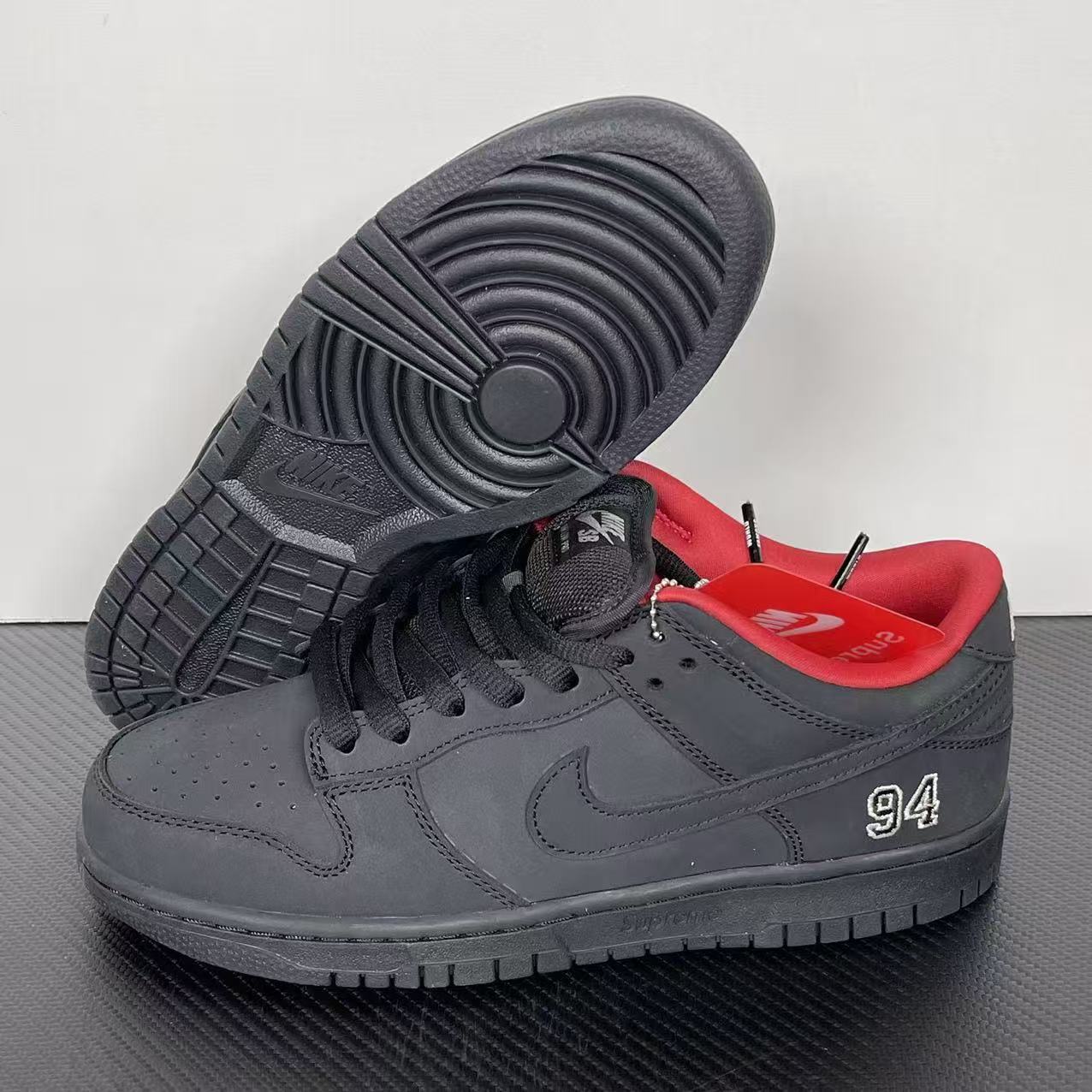 M Batch-Nike Dunk SB × Supreme