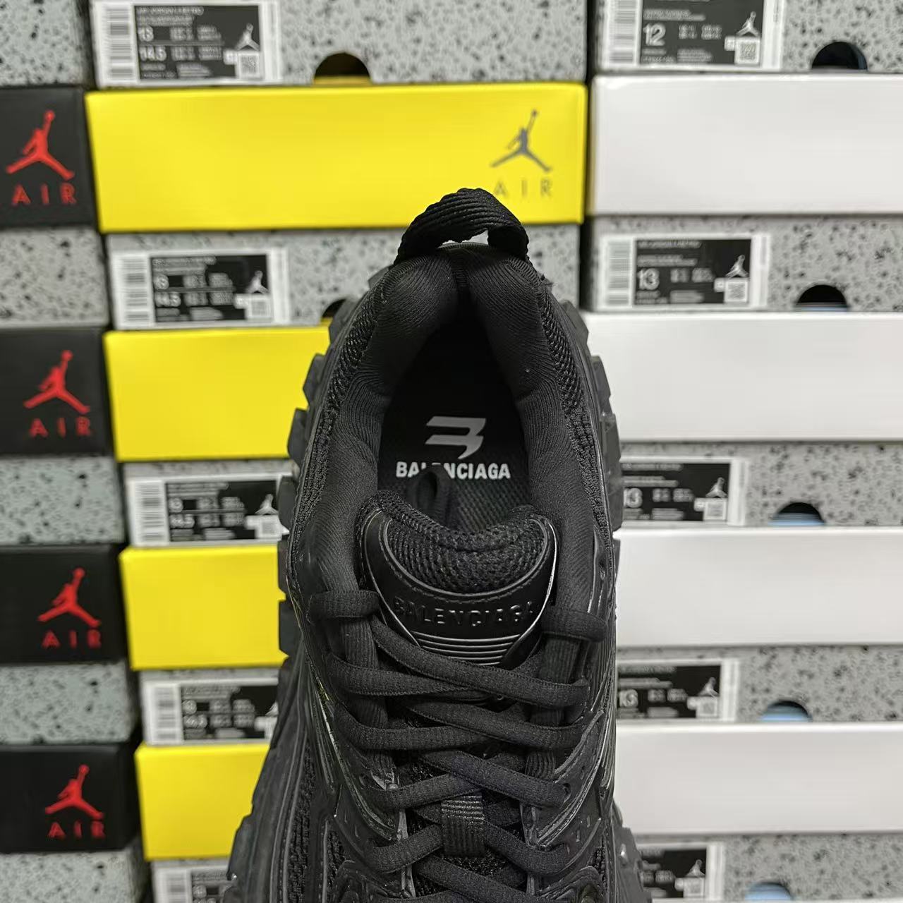 XA Batch-Balenciaga Defender Rubber Platform