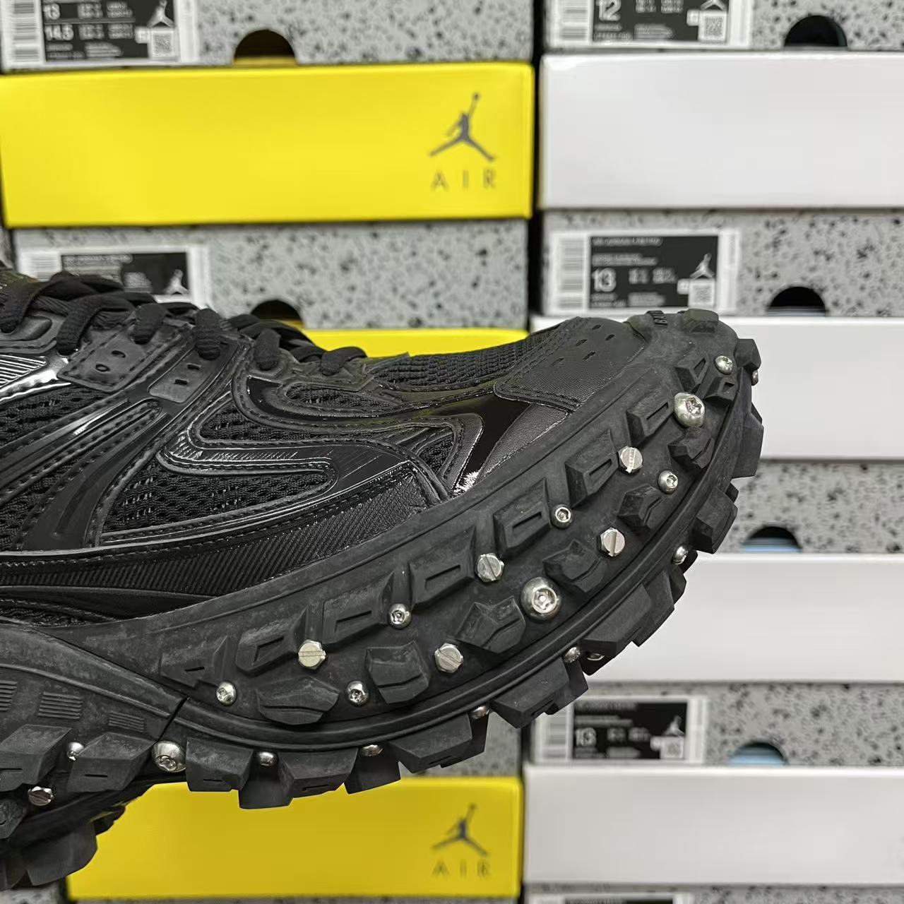 XA Batch-Balenciaga Defender Rubber Platform