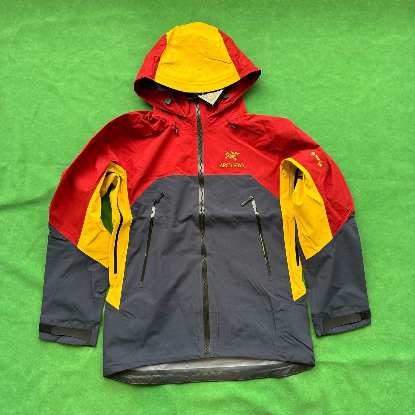Arc'teryx × SongZan BETA AR Jacket
