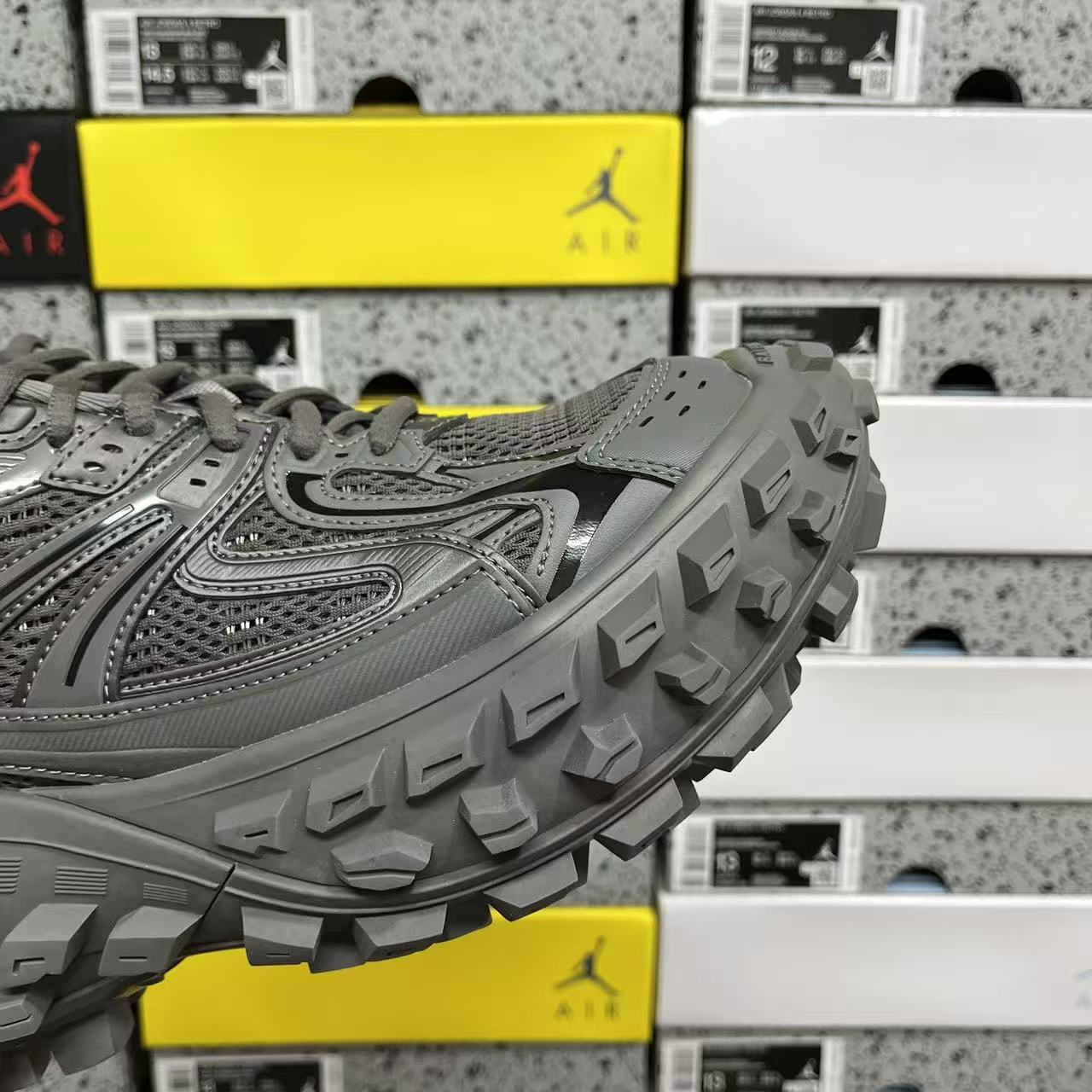 XA Batch-Balenciaga Defender Rubber Platform