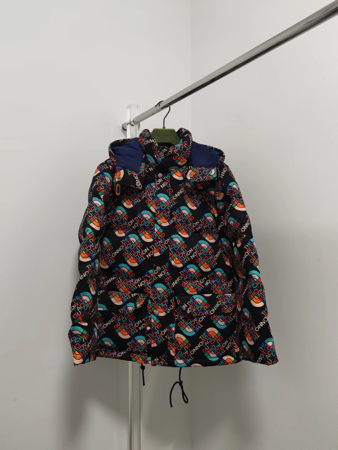 Gucci Coats & Jackets NO.2