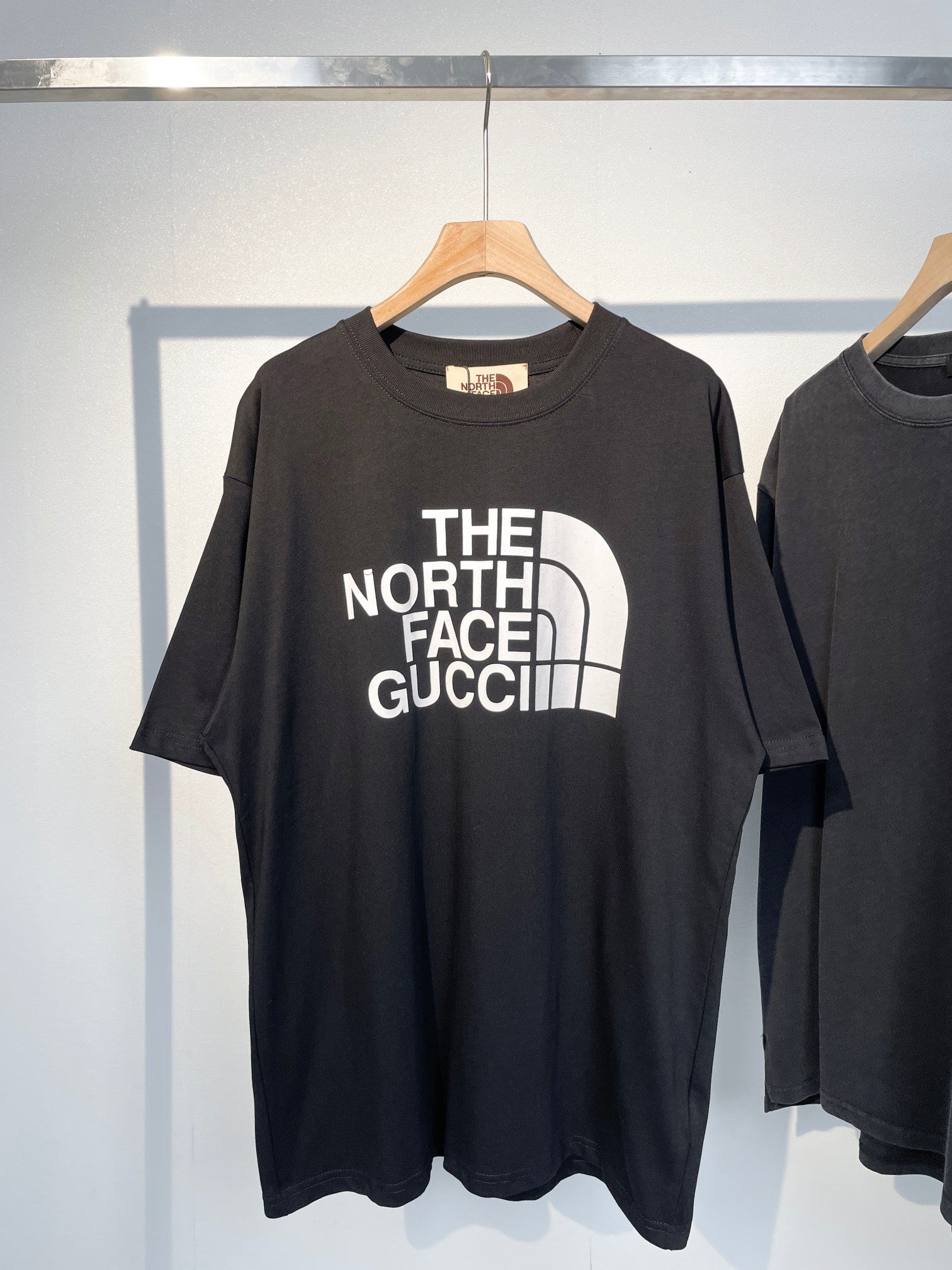 Gucci T-shirt NO.1