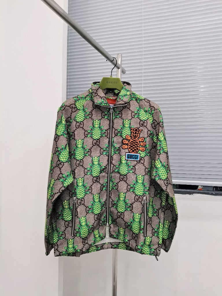 Gucci Coats & Jackets NO.2