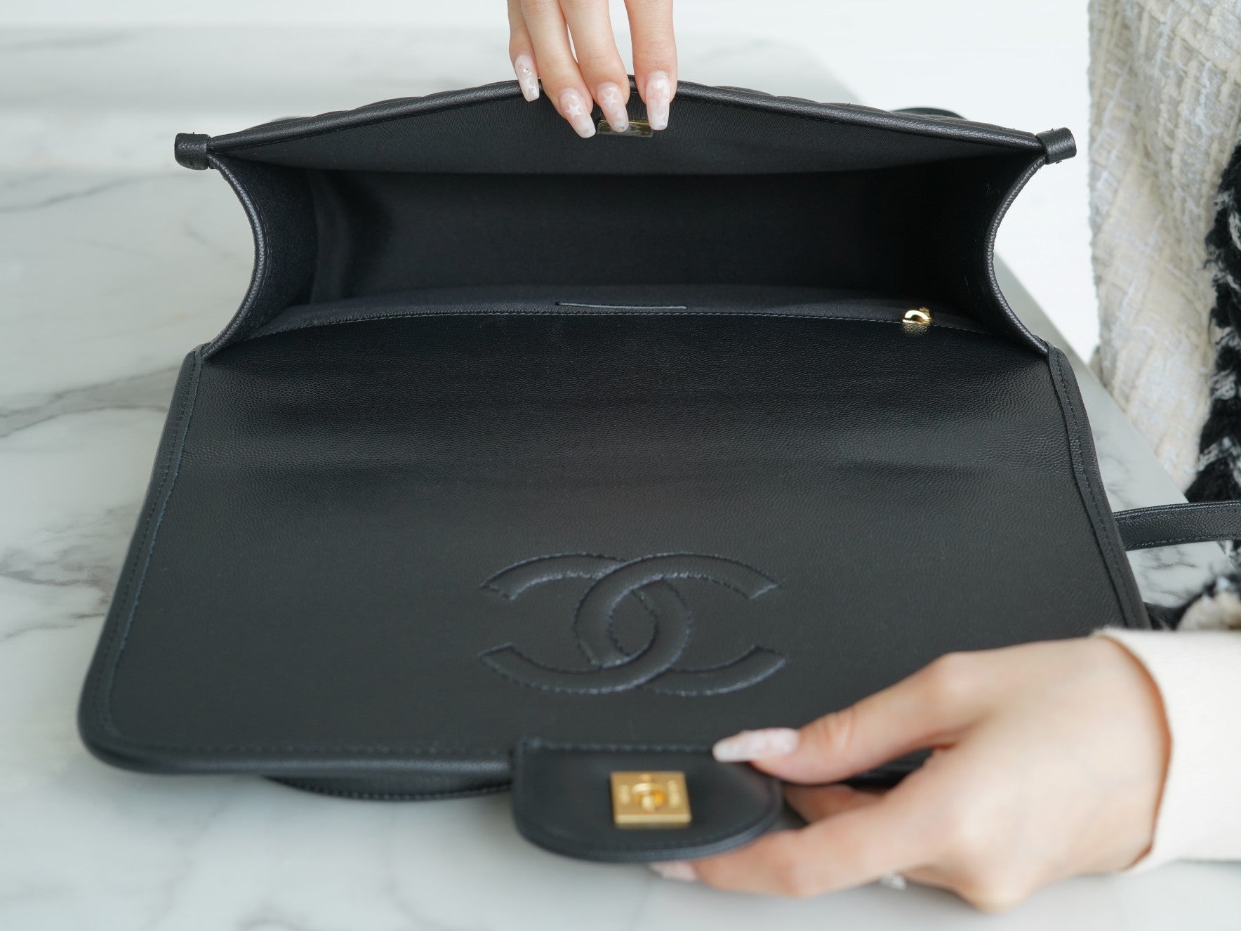 Chanel 22K Handbag