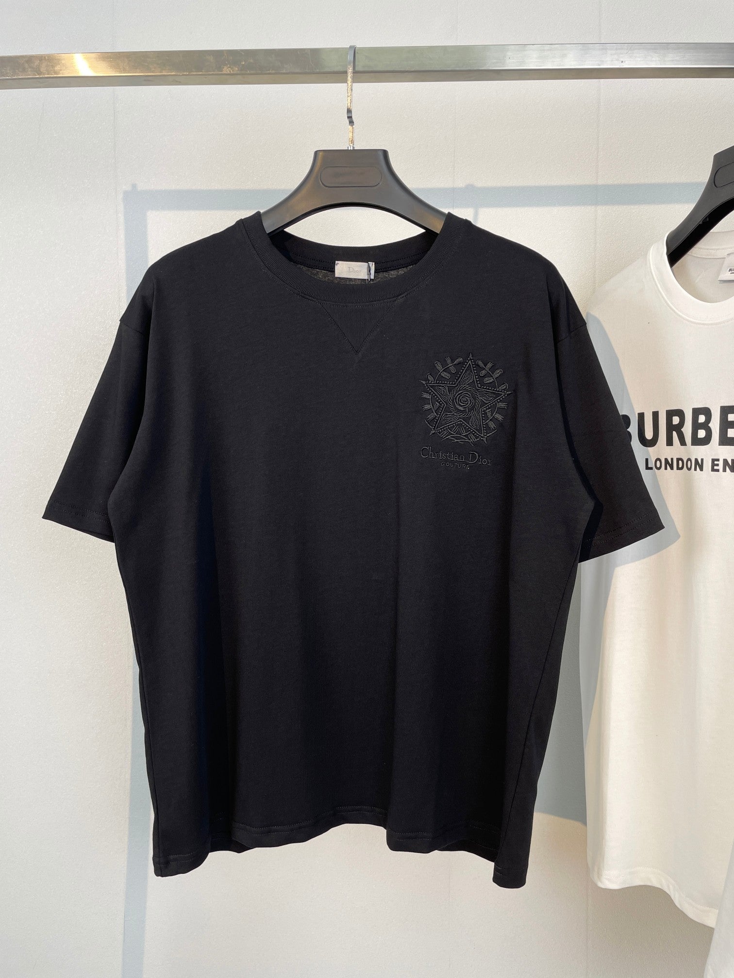 Dior T-shirt NO.1