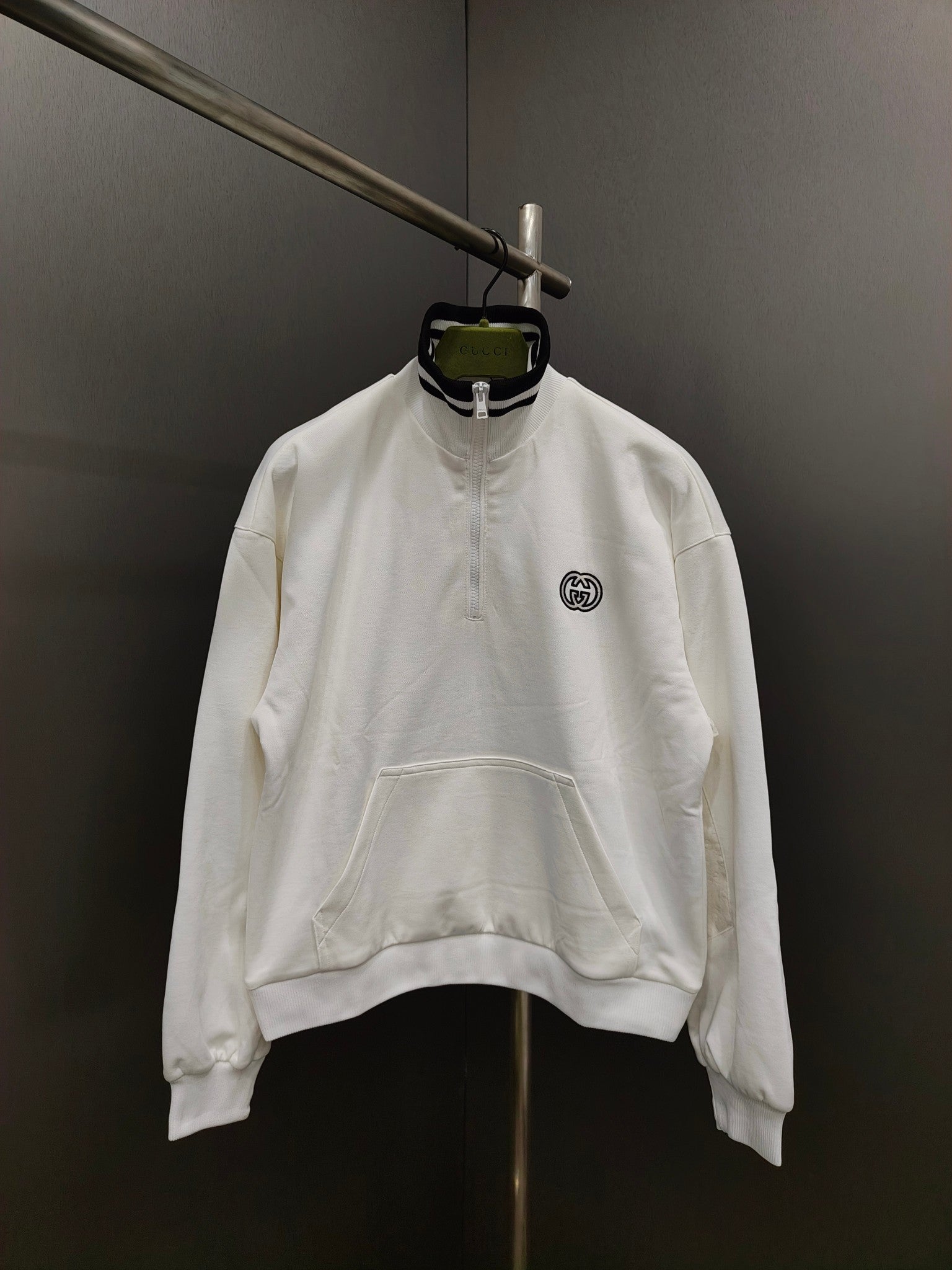 Gucci Coats & Jackets NO.2