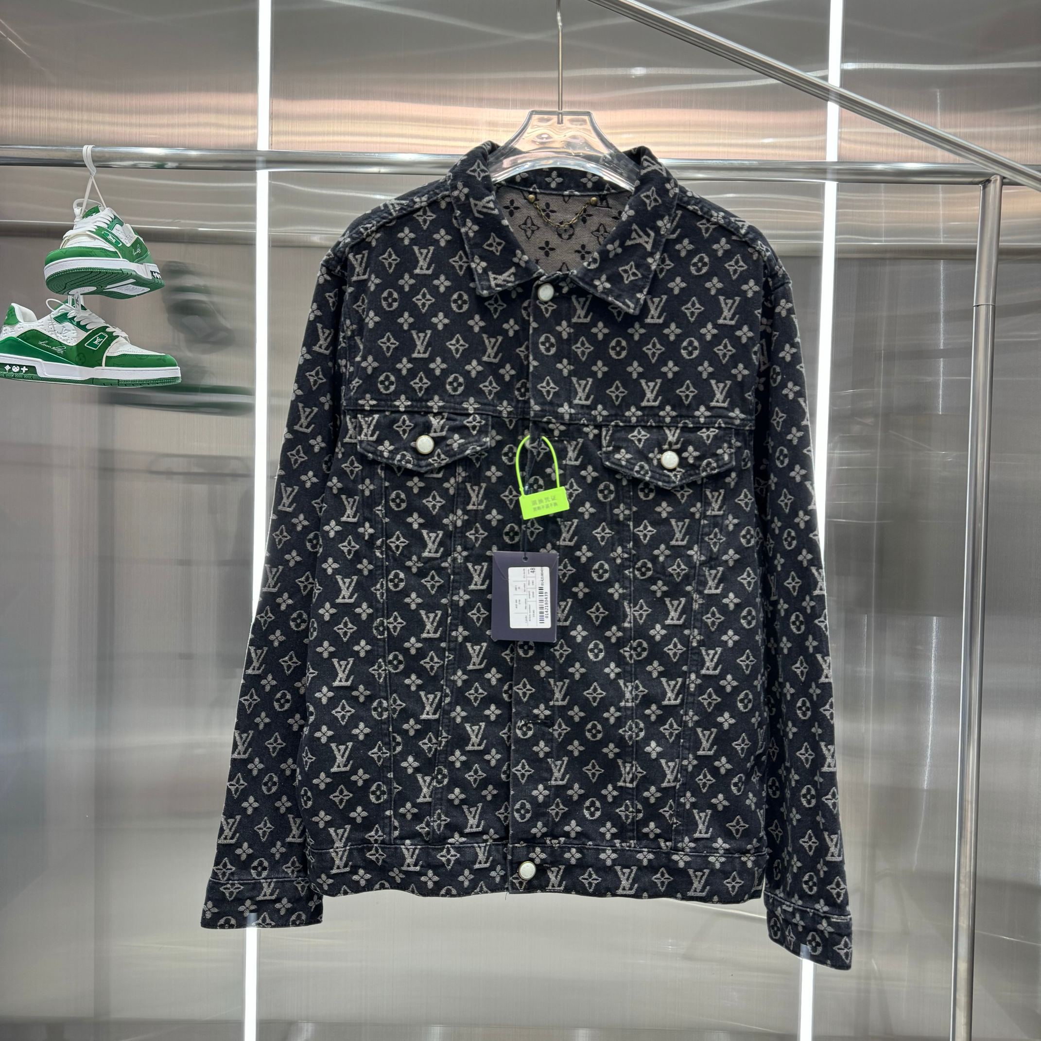 Louis Vuitton Coats & Jackets NO.4