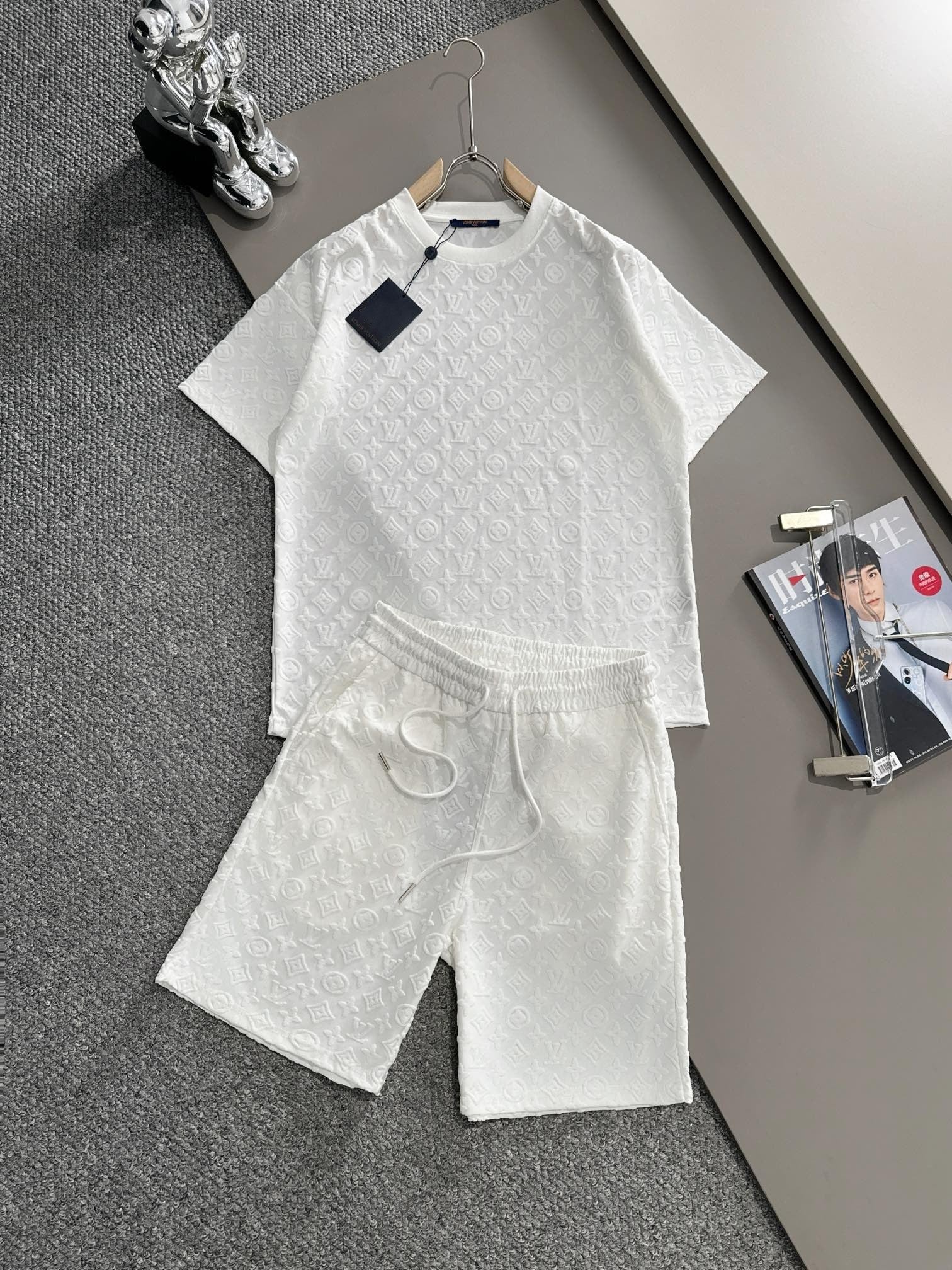 Louis Vuitton T-shirt NO.1