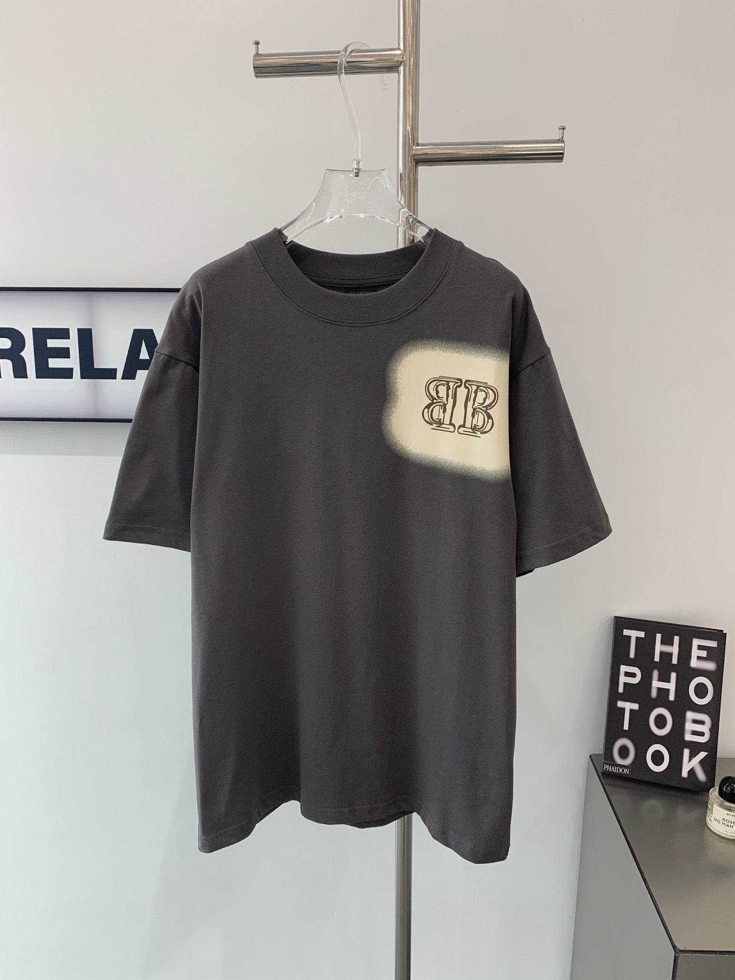 Balenciaga T-shirt NO.3