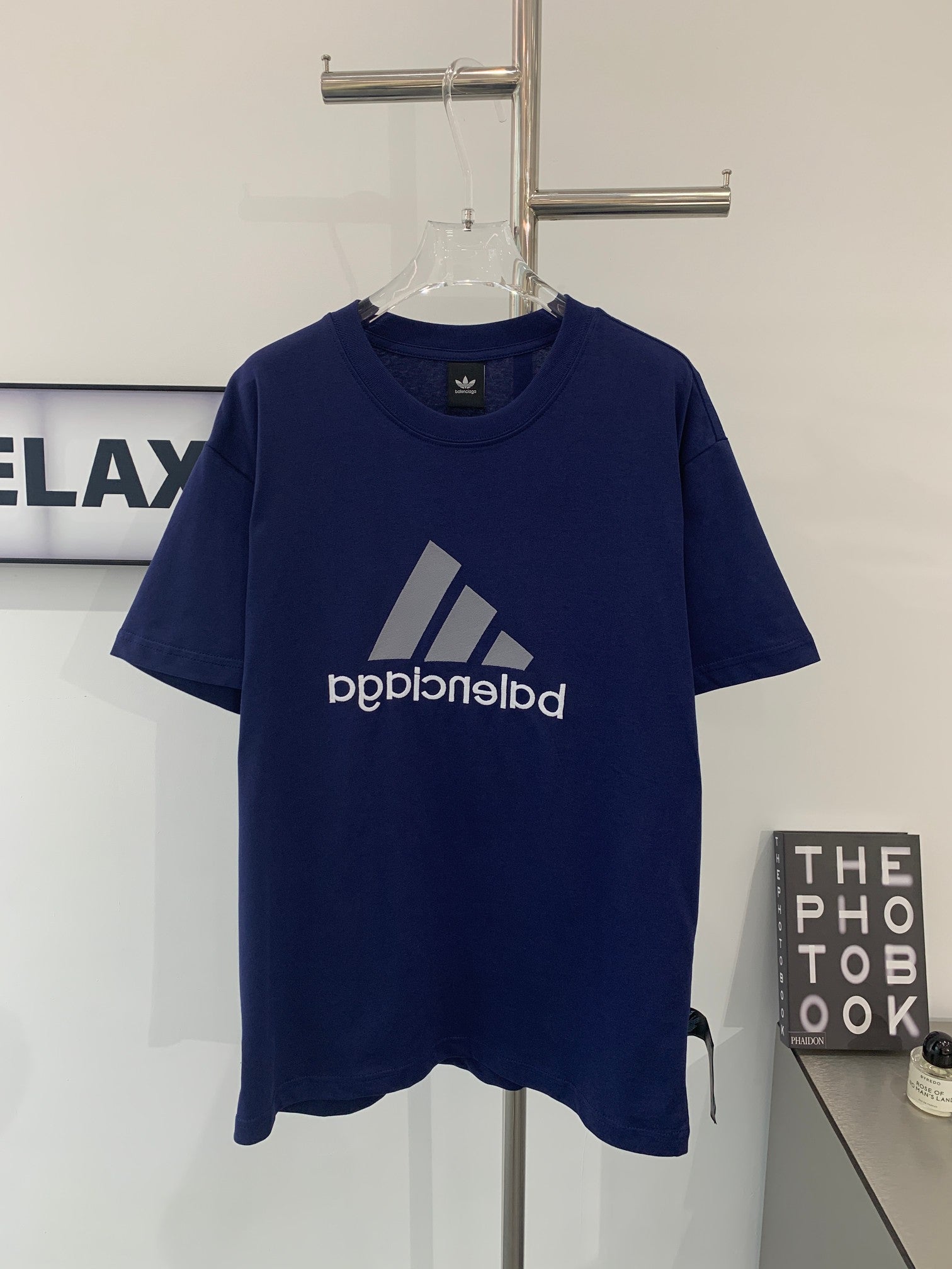 Balenciaga T-shirt NO.3